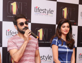 The Star Cast Of 'ONE' Unveiled Lifestyle's Latest SS'17 Collection @ Quest Mall